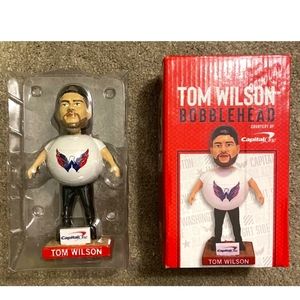 NEW Washington Capitals TOM WILSON Bobblehead in Castaway 'Wilson' Costume